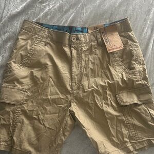 Denizen from Levi's Men's Tan Cargo Shorts